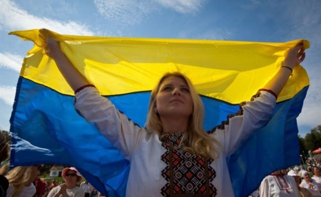 flag_ukraina-640x394