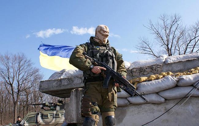 На Сході України під час обстрілу загинув український військовослужбовець