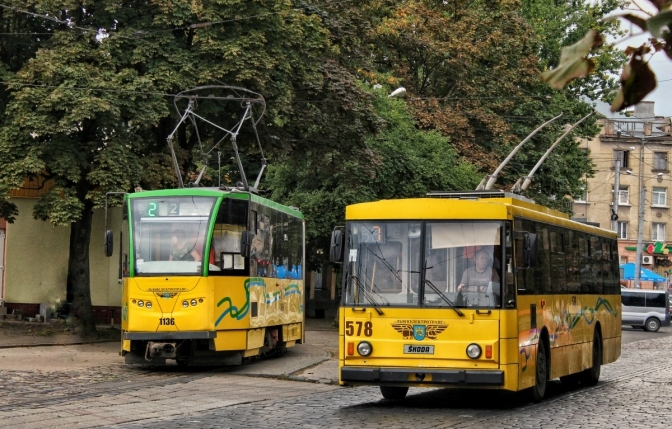 tramvaj-trolejbus-gromadskyj-transport-lviv
