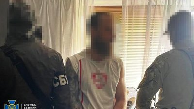 Правоохоронці ліквідували чотири канали нелегального продажу зброї