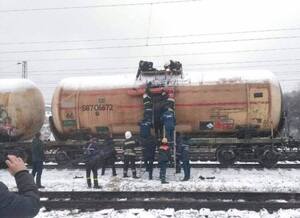 На станції "Підзамче" у Львові струмом вразило двох молодих людей