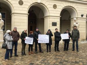 У Львові відбувся протест проти підняття вартості проїзду (фото, відео)