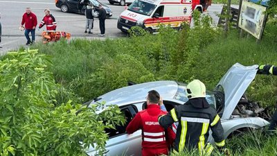 Поліція Львівщини показала кадри з місця ДТП, у якій травмувалися четверо осіб (ФОТО)
