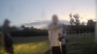 У Львові патрульні допомогли жінці з ножовим пораненням
