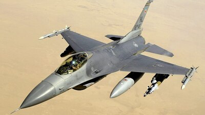 Українські пілоти розпочнуть навчання на F-16 на базі ВПС США