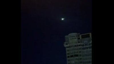 У небі над Києвом помітили невідомий об’єкт (ВІДЕО)