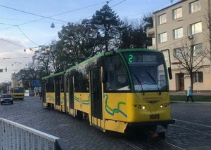 У Львові просять обмежити безкоштовний проїзд пенсіонерів та пільговиків