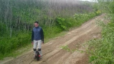 Українець намагався втекти за кордон на моноколесі