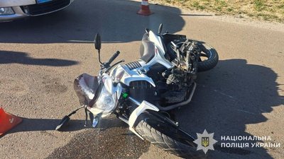 У ДТП на Львівщині травмовані неповнолітні мотоцикліст та велосипедистка