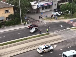 У Львові у ДТП травмувалася молода дівчина