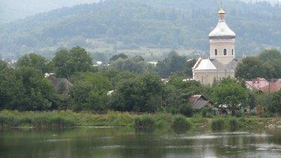 11-річна дівчина впала з 6-метрового мосту в Бориславі