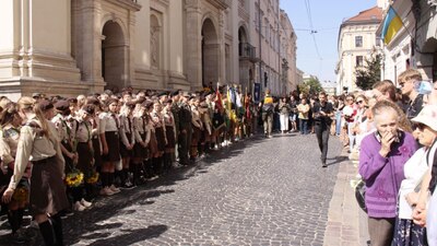 Львів прощається з членами родини Базилевич, які загинули внаслідок російсої атаки (ФОТО)