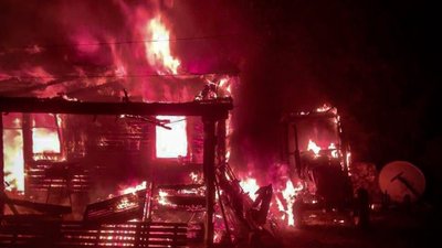 На Львівщині горів будинок