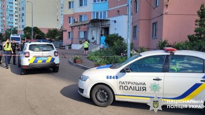 У Києві чотирирічна дитина випала з вікна 21 поверху