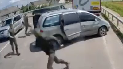 На Волині чоловік ударив працівника ТЦК лопатою по обличчю (ВІДЕО)