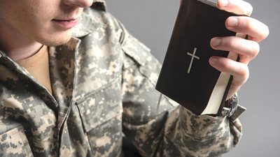 Свідку Єгови з Львівщини, який пішов у СЗЧ через релігійні переконання, можуть дати 10 років тюрми