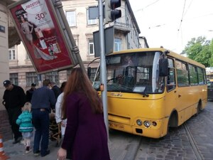 На Львівщині за добу сталося чотири ДТП за участі маршруток (ФОТО)