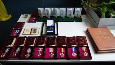 На Львівщині тринадцятьох захисників посмертно нагородили високими нагородами (ФОТО)