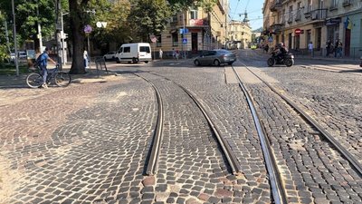 У Львові на час ремонту для проїзду приватного транспорту закриють частину вул. І. Білозіра