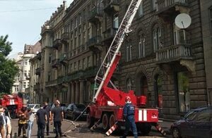 У центрі Львова сталося задимлення в будинку (фото, відео)