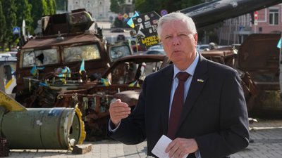 Помер сенатор Ліндсі Грем, який активно підтримував Україну