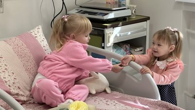 У Львові двом дітям одночасно пересадили нирки від одного донора