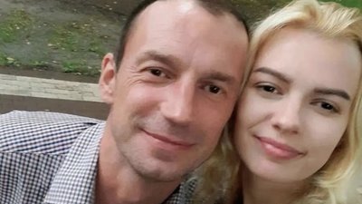 Батька вбитої у США дівчини, не випустили з України на прощання