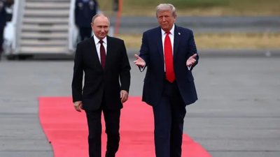 У готелі на Алясці знайшли документи Держдепу щодо зустрічі Трампа і путіна (ФОТО)