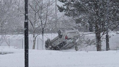 На Львівщині перекинувся автомобіль