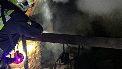 У Львівській області горіла господарська будівля