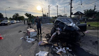П'яна водійка BMW влетіла в блокпост на Закарпатті — загинув прикордонник