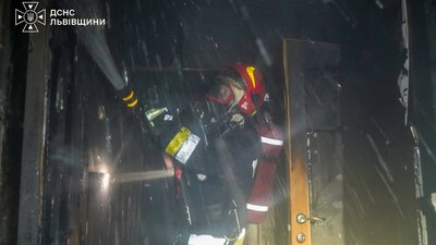 У Львові через вибух акумулятора горіла квартира