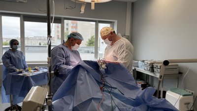 Породілля разом з дитиною могли загинути: у Львові лікарі врятували життя вагітній жінці з пухлиною мозку (ФОТО)