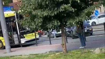 У Львові біля ТРЦ Forum сталося ДТП (ВІДЕО)