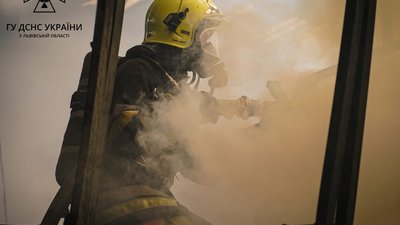 На Львівщині за добу горіли два автомобілі