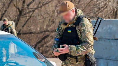 В Україні хочуть на законодавчому рівні зобов'язати громадян носити військовий квиток