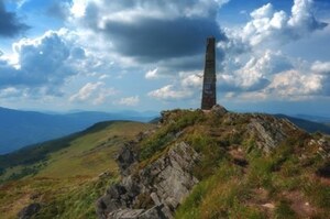 На найвищій горі Львівщини збудують святиню