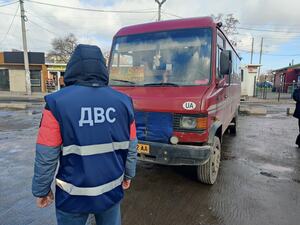 У Львові за борги забрали рейсовий автобус (ВІДЕО, ФОТО)