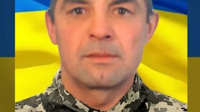 Вважався зниклим 10 місяців: на Львівщину «на щиті» повертається воїн Микола Довбета