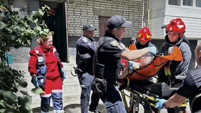 У Львові рятувальники забезпечили доступ до квартири чоловіка, який був без свідомості