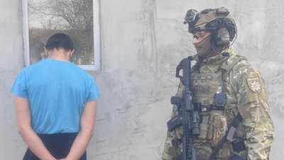 У Львові затримали підозрюваного у зберіганні та збуті порнографії