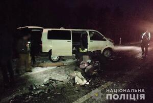 Під час зіткнення позашляховика з мікроавтобусом постраждали п’ятеро львів’ян  і троє жителів Волині (ФОТО)