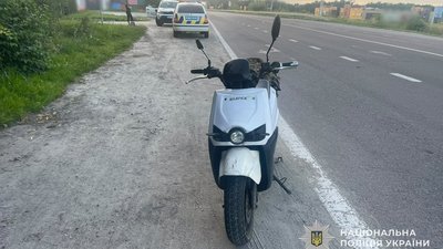 На Львівщині внаслідок наїзду скутера травмована 11-річна дівчина