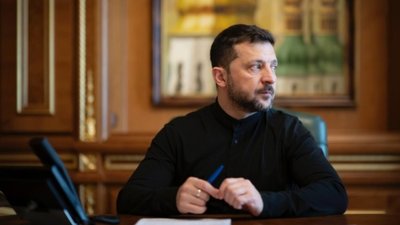 На тлі протестів Зеленський радився з Будановим і пішов на поступку, - FT