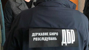 ДБР викрило посадовців військової частини на мільйонних оборудках з харчами для особового складу (ВІДЕО)