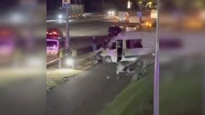 У Києві мікроавтобус з мобілізованими потрапив у ДТП (ВІДЕО)