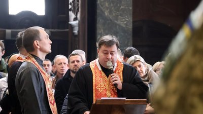 У Гарнізонному храмі свв. апп. Петра і Павла попрощалися з воїнами Михайлом-Віктором Сцельніковим, Ігорем Паранкевичем та Степаном Сапсою