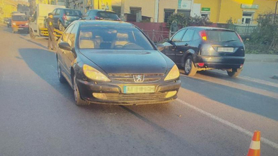 На Львівщині водій легковика скоїв наїзд на жінку з двома малюками (ФОТО)