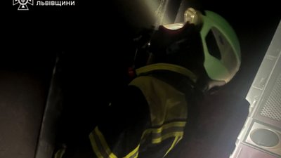 Сьогодні під час пожежі у п’ятиповерхівці на Львівщині постраждав юнак