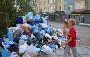 Завтра львів'яни перекриють вул.Сахарова у зв'язку з екологічною ситуацією через сміття (відео)